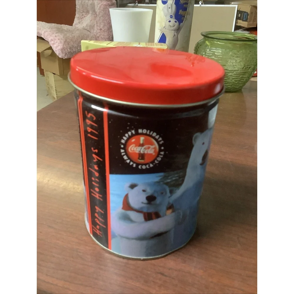Collectible Coca-Cola Happy Holidays Polar Bear Family Tin 1995